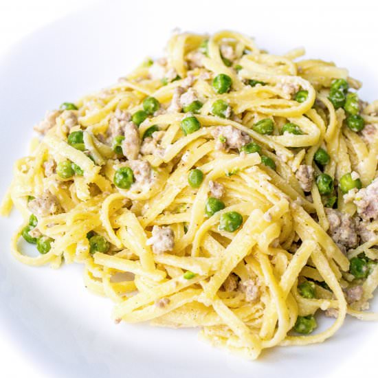 Creamy Sage Turkey Pasta and Peas