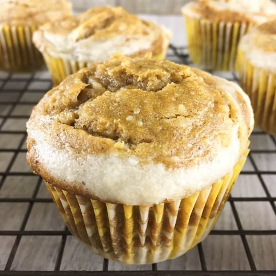 Vegan Pumpkin Cream Cheese Muffins