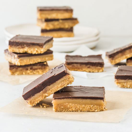 Easy Chocolate Caramel Bars