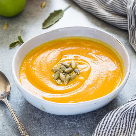 Roasted Pumpkin Apple Soup
