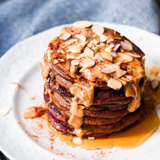 Paleo Gingerbread Pancakes