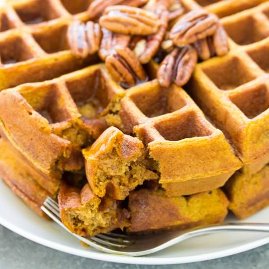 Healthy Pumpkin Waffles