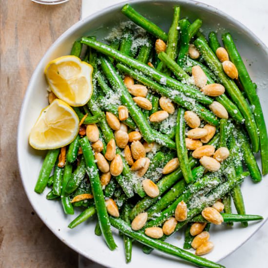 Green Beans with Almonds