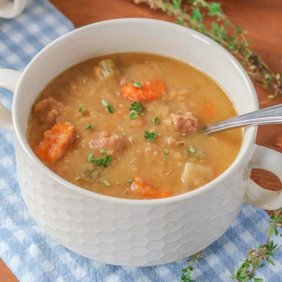 Slow Cooker Split Pea Soup