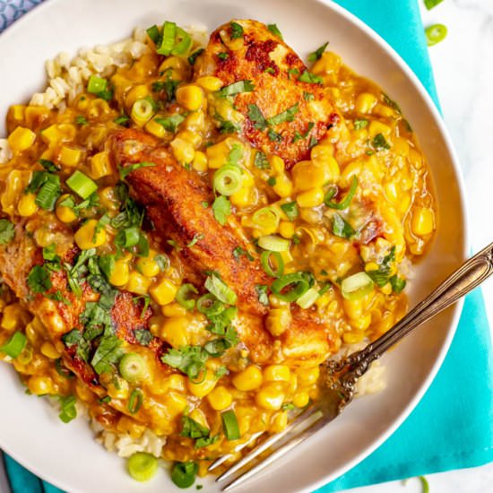 Skillet chicken with creamed corn