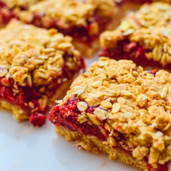 Raspberry Chia Jam Oat Bar