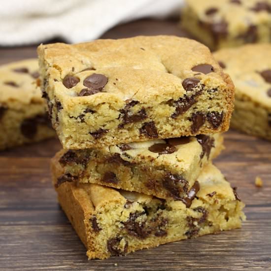 Chocolate Chip Cookie Bars