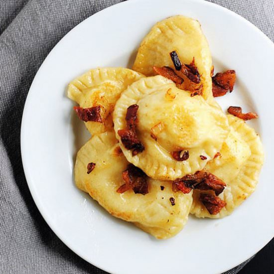 Potato cheese pierogies