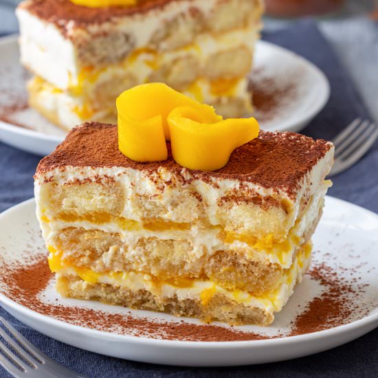 mango tiramisu