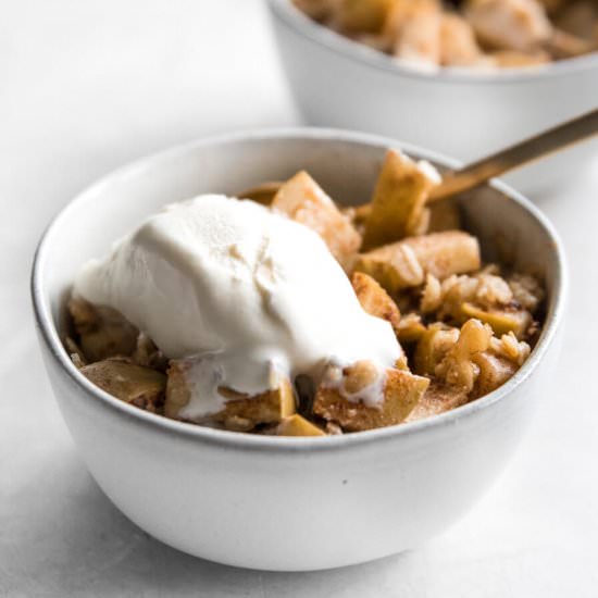 Walnut Apple Crisp