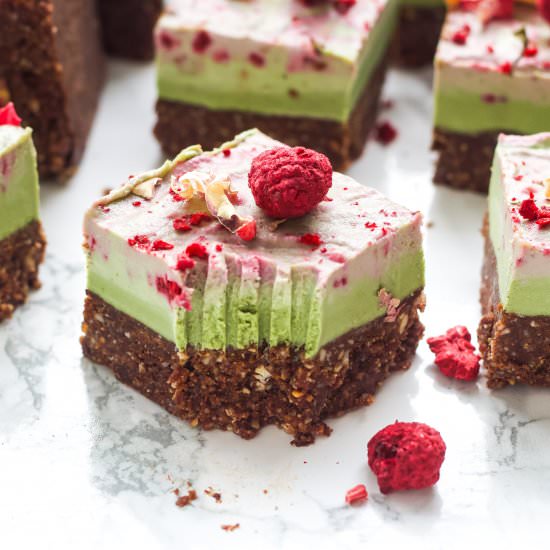 No-Bake Matcha Cheesecake
