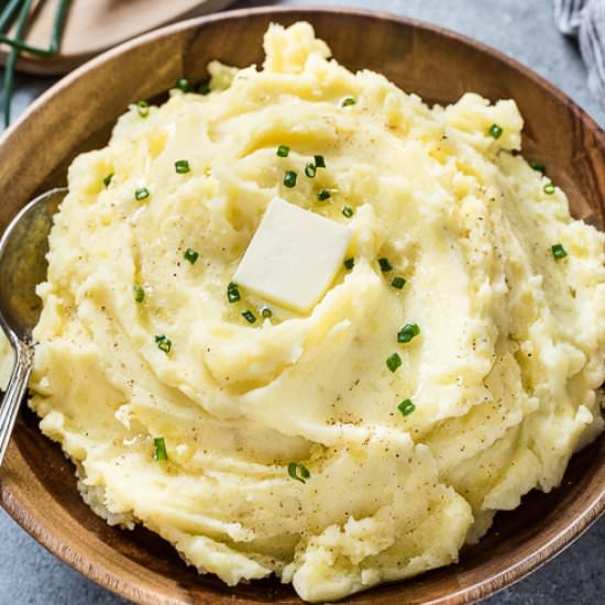 Yukon Gold Garlic Mashed Potatoes