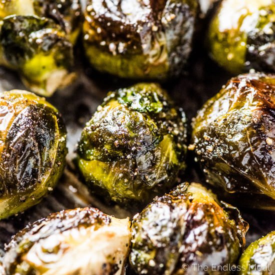 Roasted Brussels Sprouts w/ Garlic