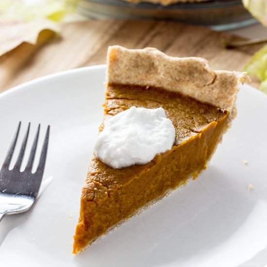 vegan cardamom pumpkin pie