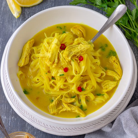 thai peanut chicken soup