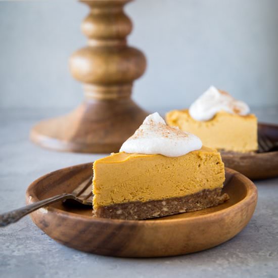 Paleo Pumpkin Cheesecake