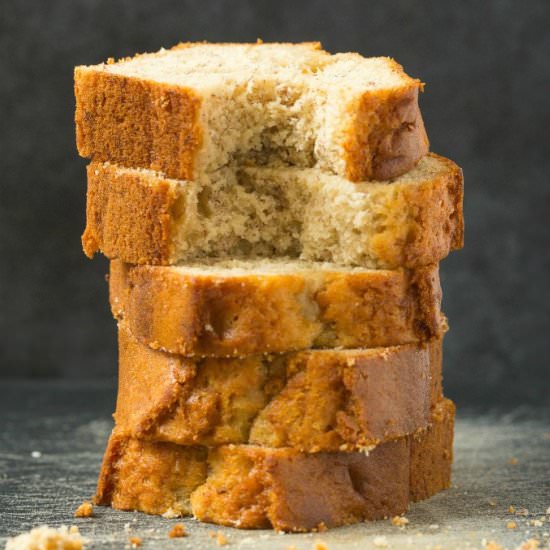 The BEST Healthy Banana Bread