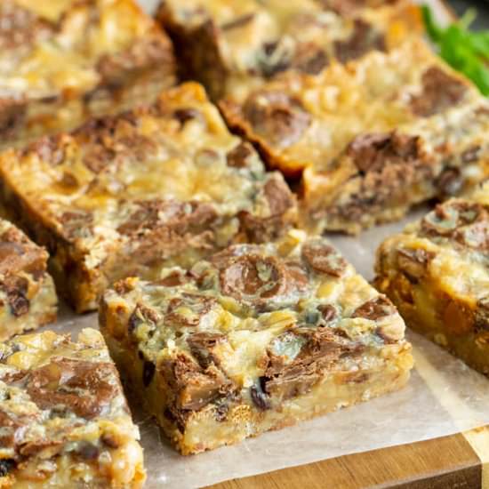 Pecan Shortbread Toffee&Rolo Bars
