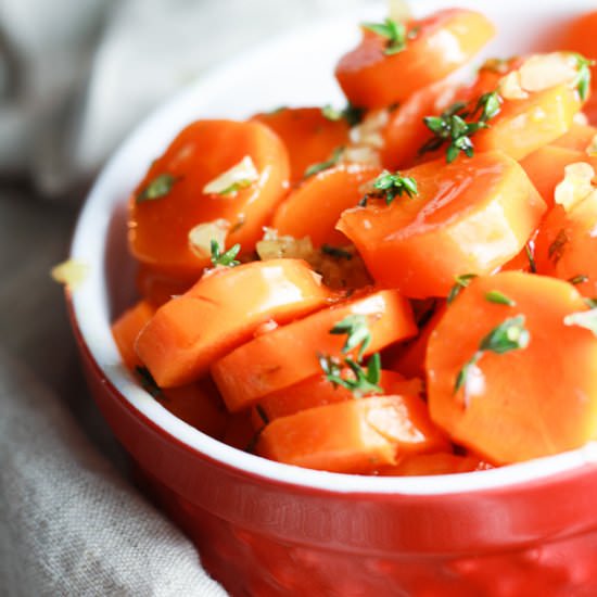 Honey Glazed Carrots with Garlic