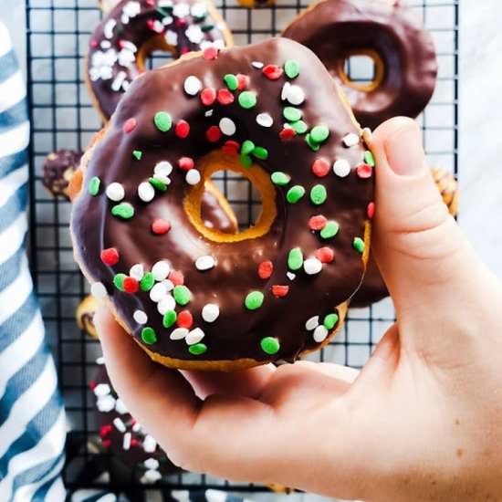 15 Minute Chocolate Glazed Donuts