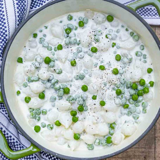 Creamed Onions And Peas