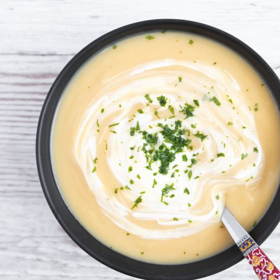 Vegan Cream of Cauliflower Soup