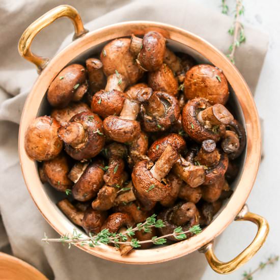 Balsamic Garlic Roasted Mushrooms
