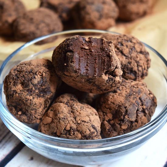 Vegan Mocha Truffles