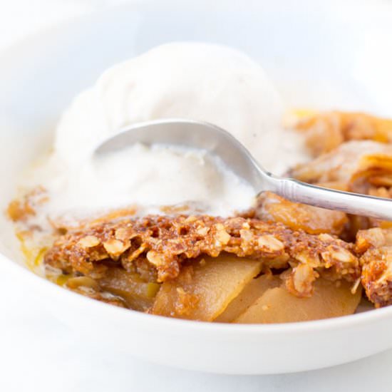 Gluten Free Apple Crisp with Oats