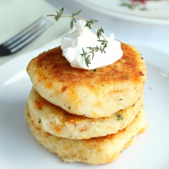 Leftover Cheesy Mashed Potato Cakes