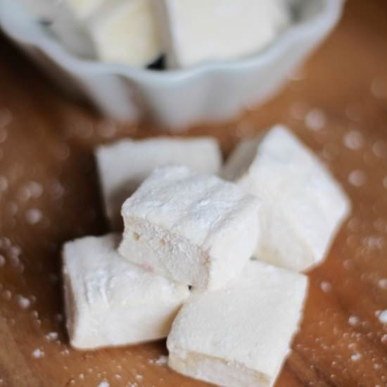 Homemade Vanilla Marshmallows