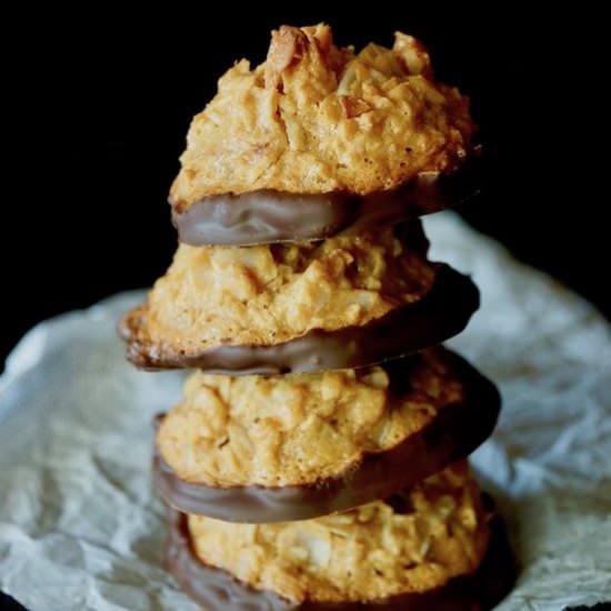 Dulce de Leche Macaroons
