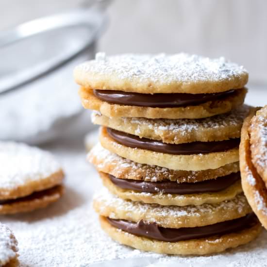 Nutella Sandwich Cookies