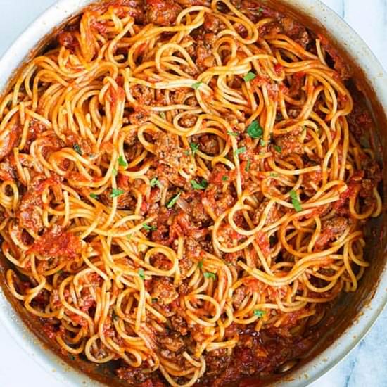 One Pot Spaghetti with Meat Sauce