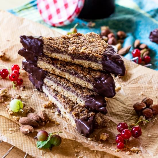 Vegan Nut Bars / German Nut Corners