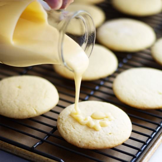 Sugar Cookie Icing