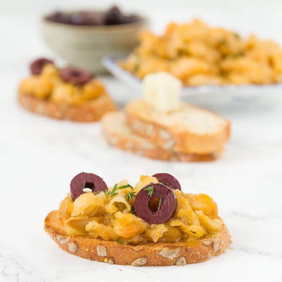 Smoky cannellini bean bruschetta