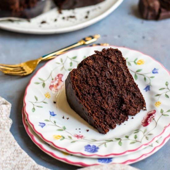 Oil-Free Vegan Chocolate Cake