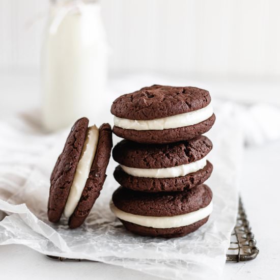 Chocolate Peppermint Cream Cookies