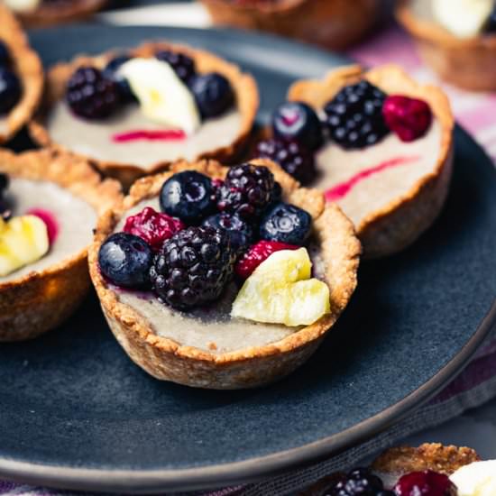 Frozen Banana Fruit Tart (Vegan)