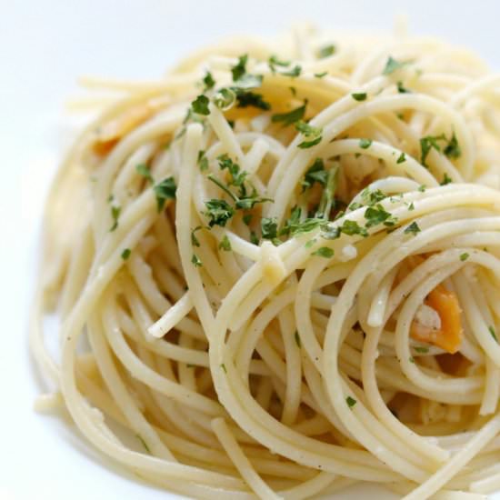 GF Linguine with White Clam Sauce