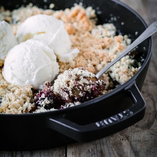Blackberry & Apple Crumble