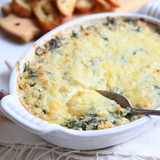 Warm Spinach & Artichoke Dip
