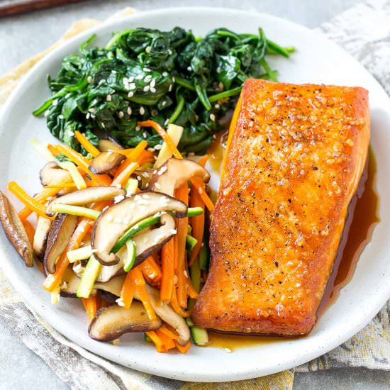 Easy Honey Garlic Salmon
