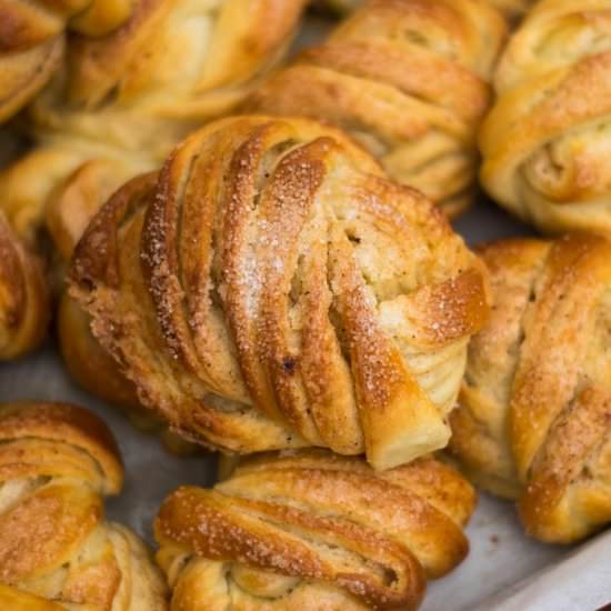 Swedish Cardamom and Cinnamon Rolls