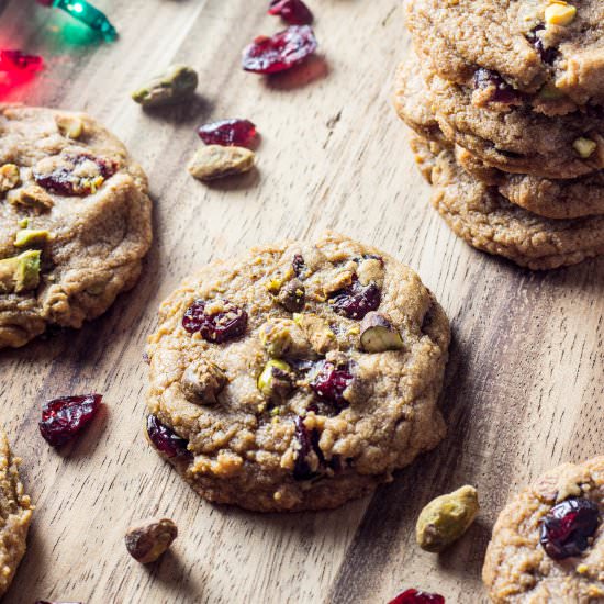 vegan cranberry pistachio cookies
