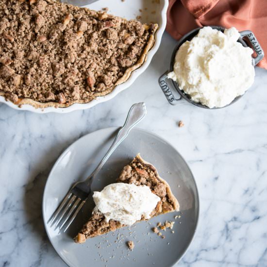 Pumpkin Pie with Cinnamon Crumble