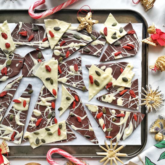 Festive winter chocolate bark