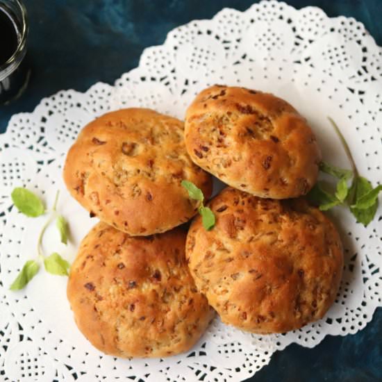 Whole Wheat Cumin and Onion Buns