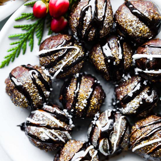 No Bake Chocolate Cookie Truffles